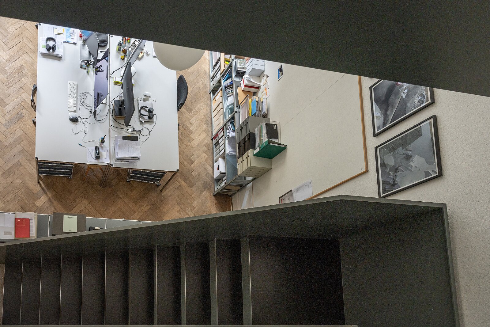 AiI-S Mitgliederversammlung Besichtigung Werk-Bibliothek von Lucius und Annemarie Burckhardt-Wackernagel im Case Studio VOGT, Zürich