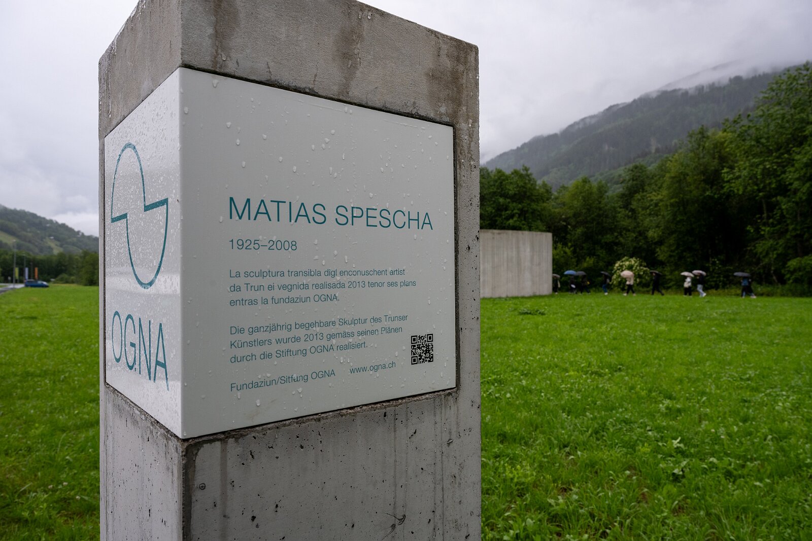 VSI.ASAI. Generalversammlung Flims Besichtigung OGNA von Matias Spescha, Trun. Grösste begehbare Skulptur der Schweiz.