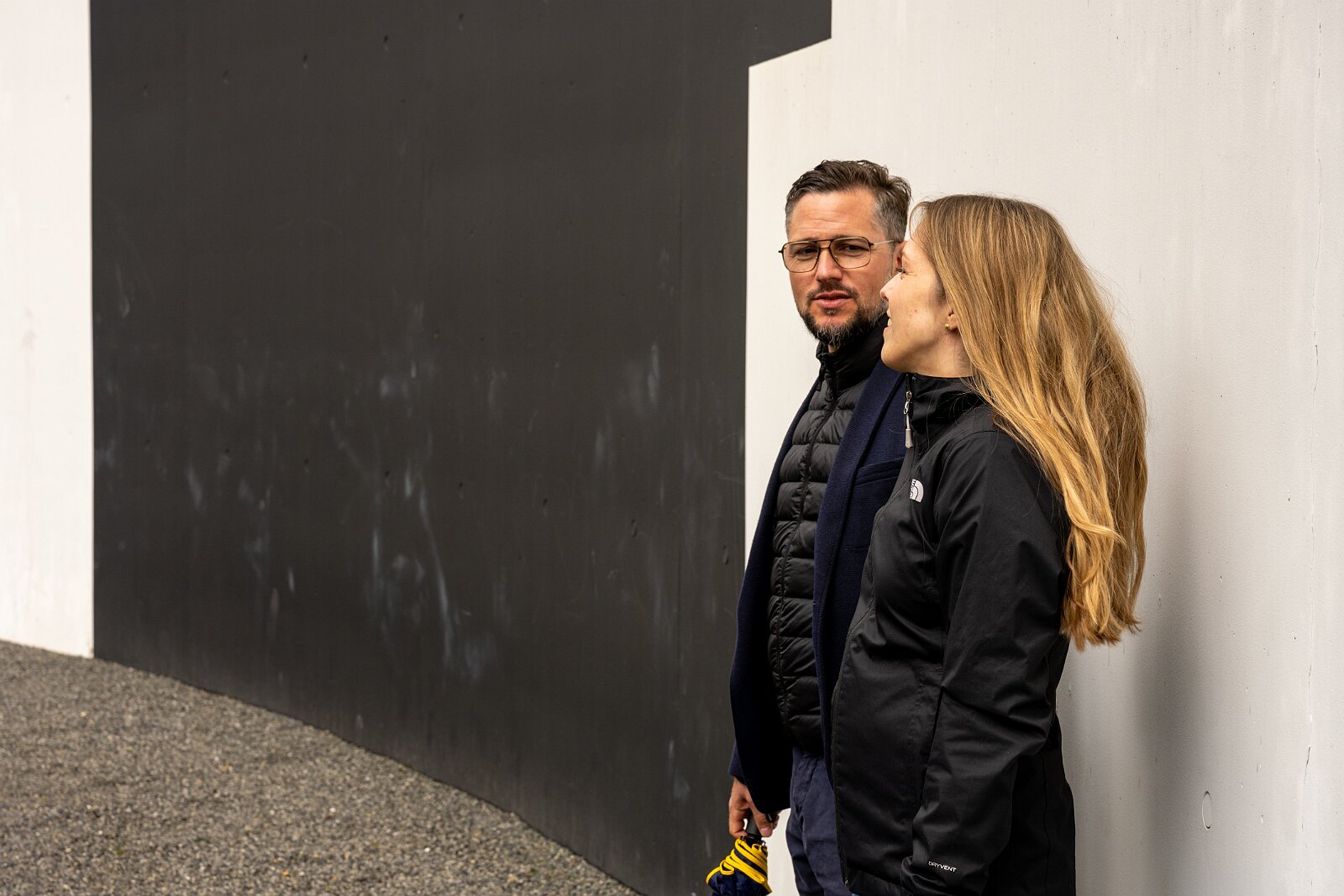 VSI.ASAI. Generalversammlung Flims Besichtigung OGNA von Matias Spescha, Trun. Grösste begehbare Skulptur der Schweiz.