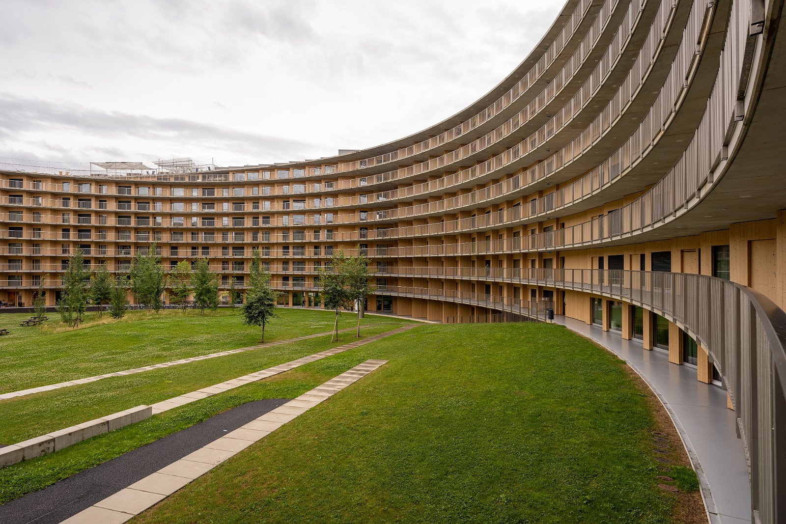 VSI.ASAI. - Generalversammlung in Lausanne, Geneva 24./25.06.2022 VORTEX Studentenwohnheim EPFL Campus Architekturbüro: Jean-Pierre Dürig, Itten+Brechbühl