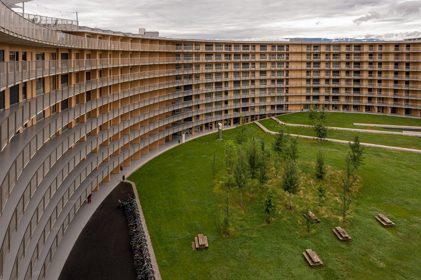 VSI.ASAI. - Generalversammlung in Lausanne, Geneva 24./25.06.2022 VORTEX Studentenwohnheim EPFL Campus Architekturbüro: Jean-Pierre Dürig, Itten+Brechbühl