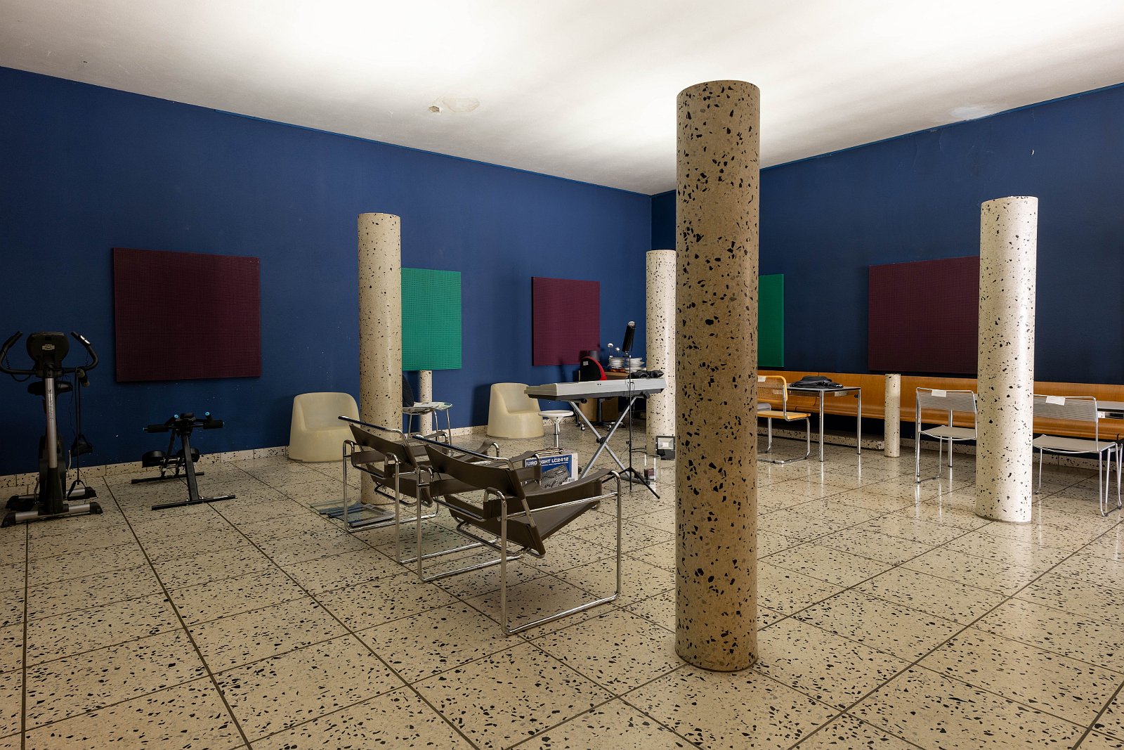 Cinevox Neuhausen am Rheinfall Architekt: Max Bill