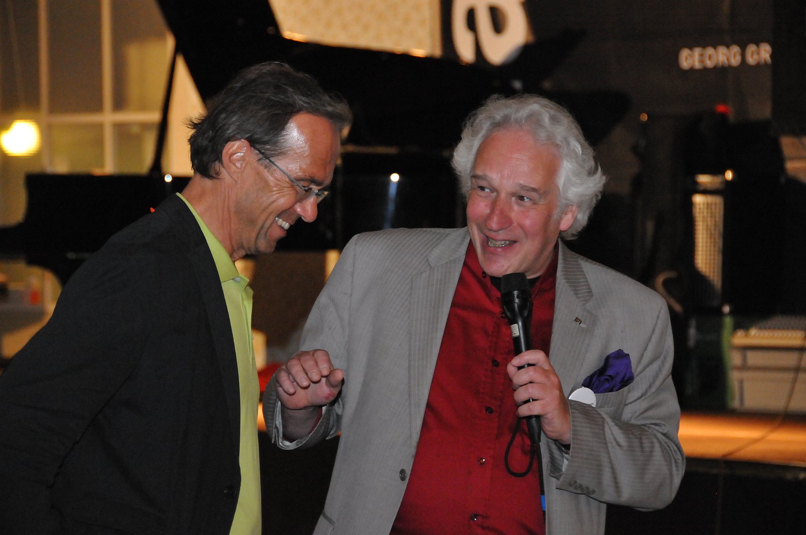 VSI.ASAI. Rahmenprogramm 19. Juni 2009 Verdankung an unseren Präsidenten im Restaurant eoipso in Basel. Er übergibt das Zepter am 20. Juni 2009 seinem Nachfolger. Herzlichen Dank für Deine tolle Arbeit und den wunderbaren Abschiedsabend.