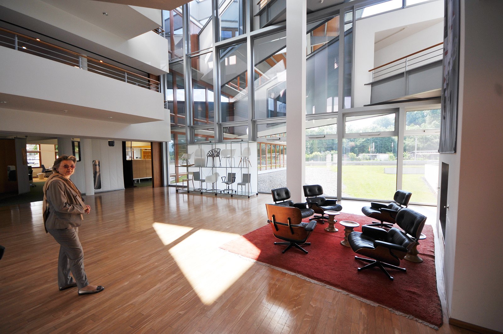 VSI.ASAI. GV 20. Juni 2009 Besichtigung des Vitra Gebäudes in Birsfelden.