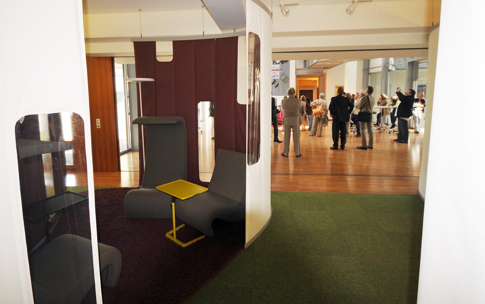 VSI.ASAI. GV 20. Juni 2009 Besichtigung des Vitra Gebäudes in Birsfelden.