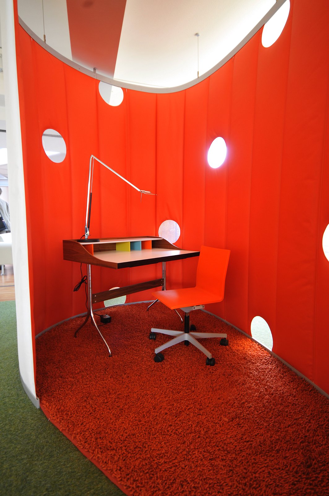 VSI.ASAI. GV 20. Juni 2009 Besichtigung des Vitra Gebäudes in Birsfelden.