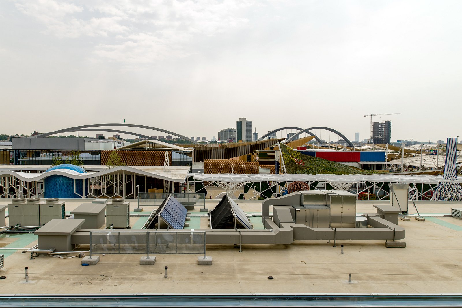 expo2015.org | Über den Dächern 