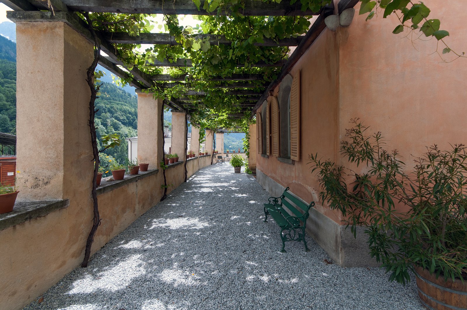 VSI.ASAI GV 28./29. Juni 2013 Besichtigung der Fondazione Garbald in Castasegna Architektur von Gottfried Semper, Restauriert von Miller + Maranta, Basel.