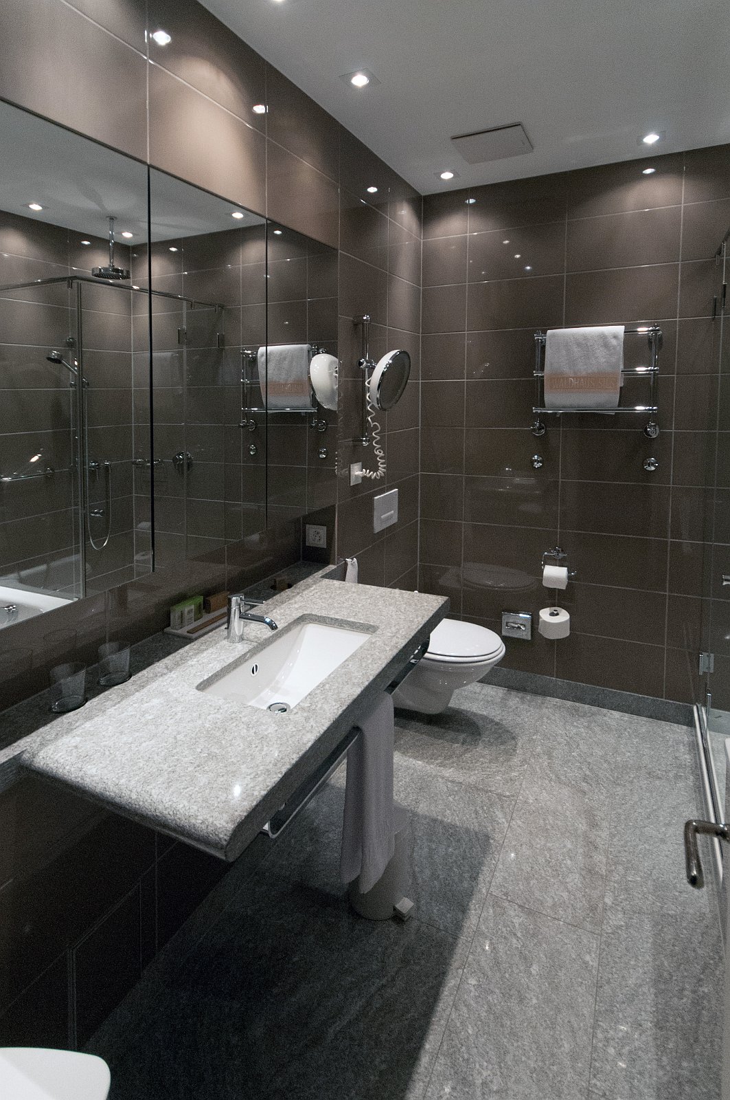 VSI.ASAI GV 28./29. Juni 2013 Hotel Waldhaus in Sils Maria | Gestaltungseingriffe von Miller + Maranta, Basel und vom heimischen Architekten Ruinelli aus Soglio