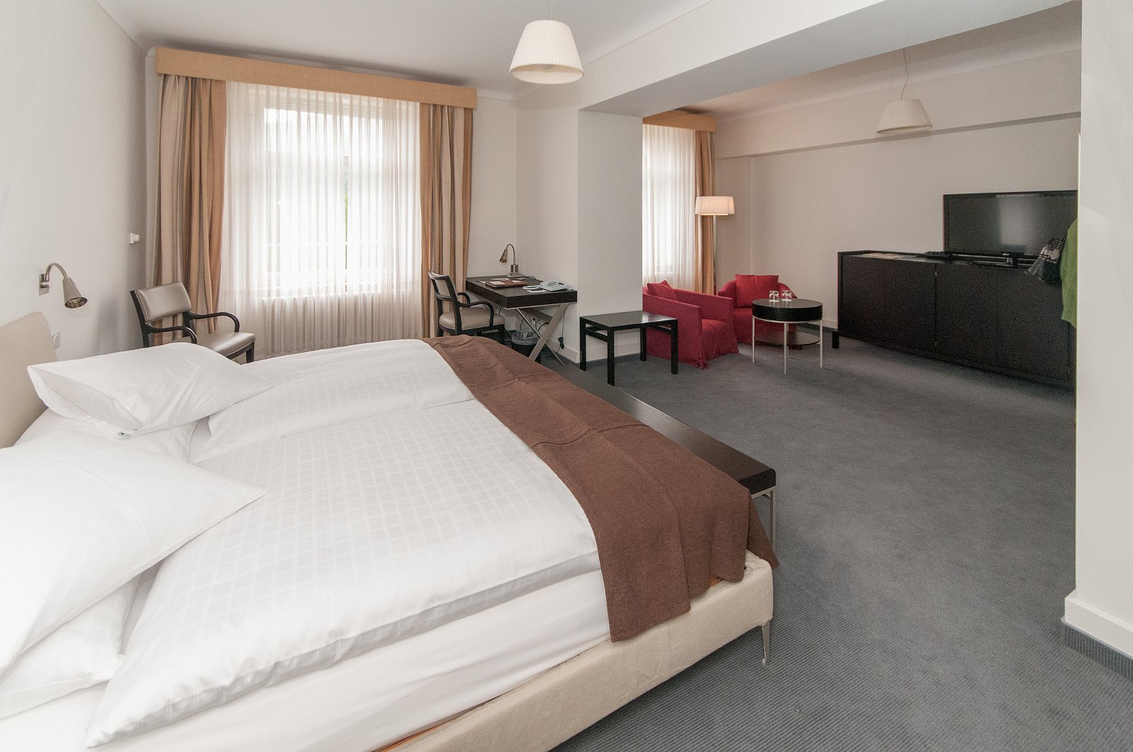 VSI.ASAI GV 28./29. Juni 2013 Hotel Waldhaus in Sils Maria | Gestaltungseingriffe von Miller + Maranta, Basel und vom heimischen Architekten Ruinelli aus Soglio