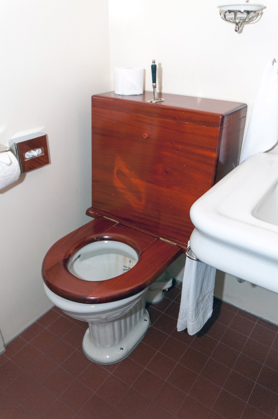 VSI.ASAI GV 28./29. Juni 2013 Hotel Waldhaus in Sils Maria | Gestaltungseingriffe von Miller + Maranta, Basel und vom heimischen Architekten Ruinelli aus Soglio