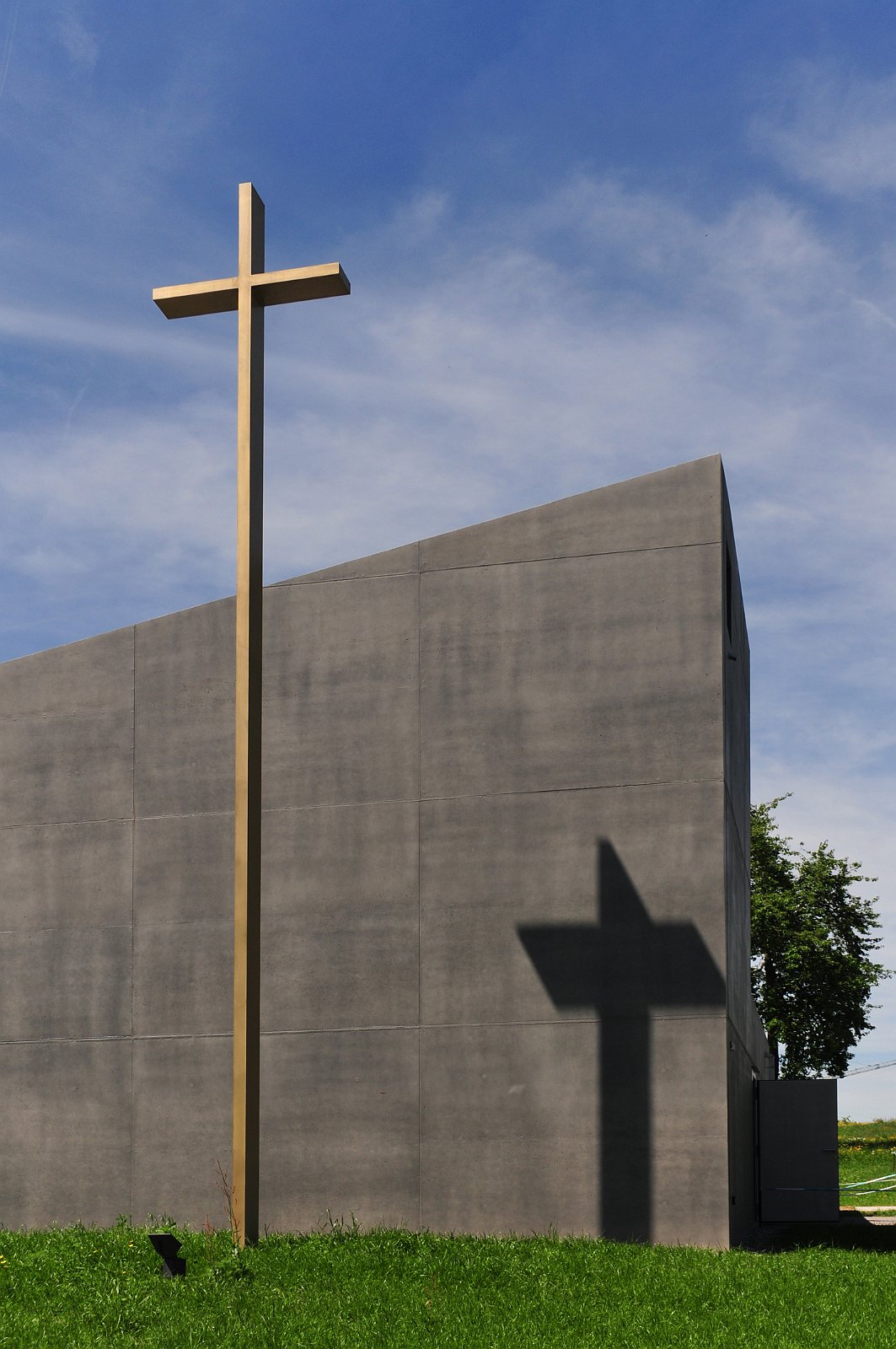 Katholische Kapelle in Samtagern, Einweihung Februar 2012 Architektur von Forster & Uhl Architekten GmbH Zürich.