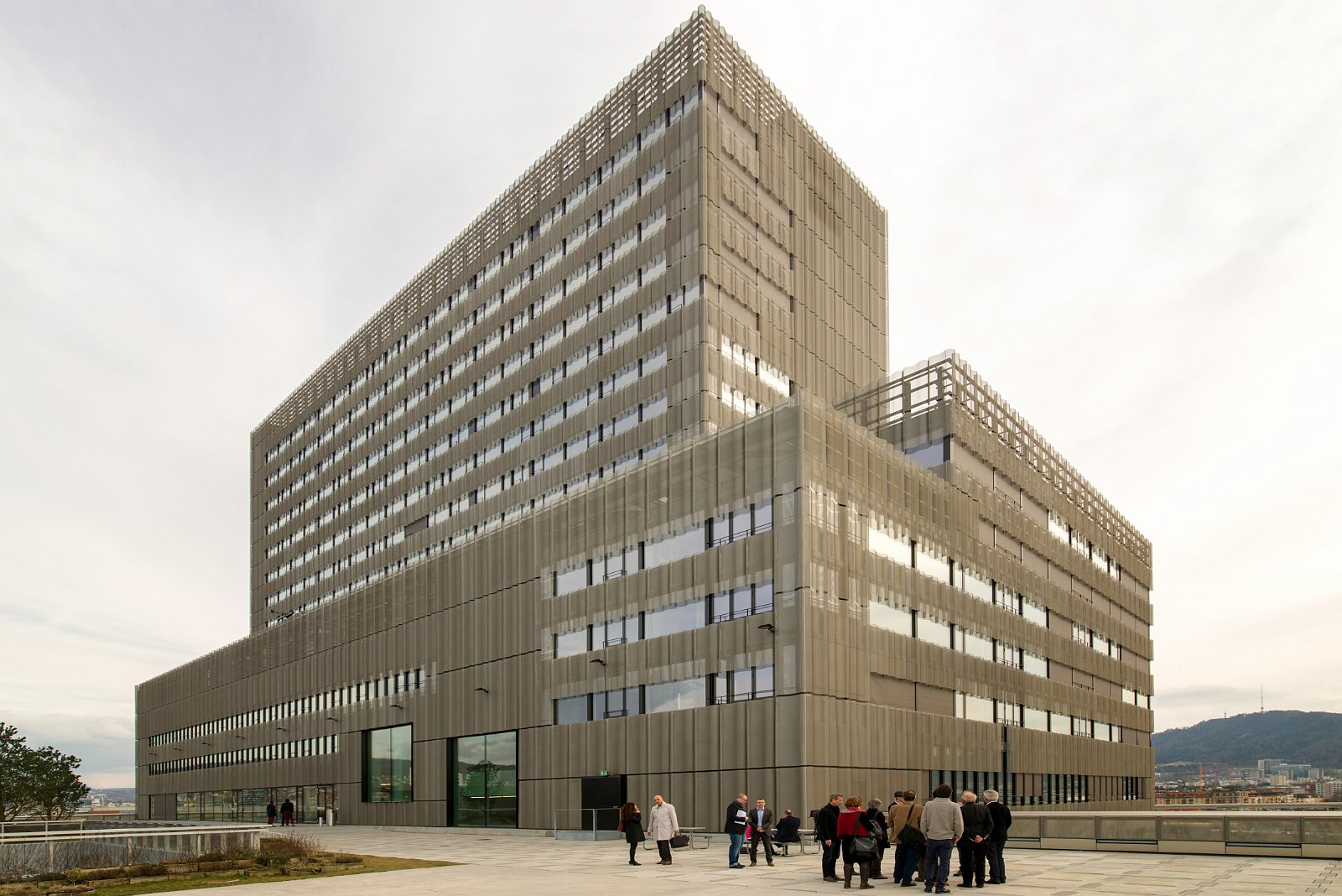 Toni Areal Zürich - Hochschule der Künste Besichtigung Toni-Areal Zürich. Zürcher Hochschule der Künste. www.zhdk.ch