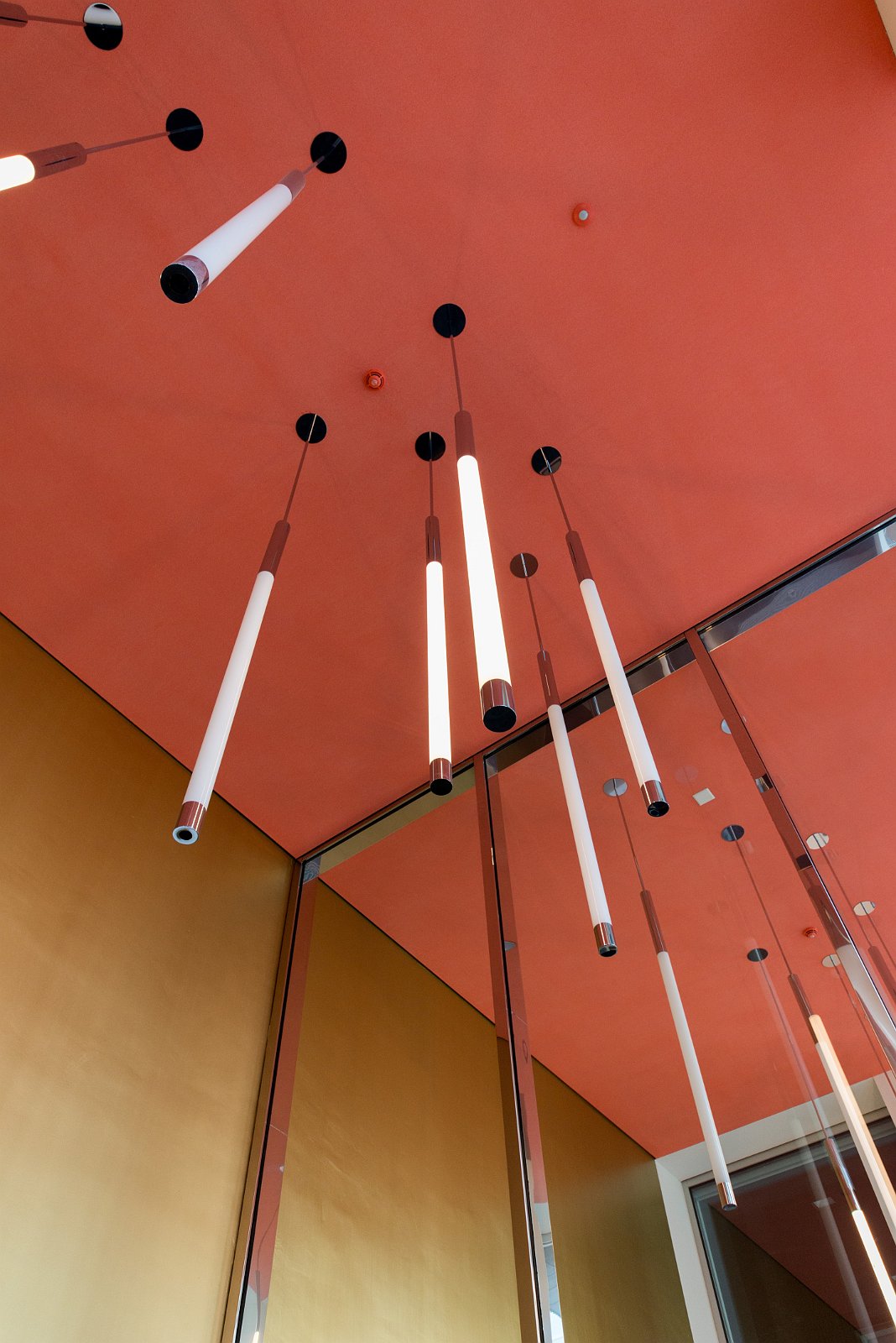 VSI.ASAI | Rundgang im Löwenbräu-Areal Zürich Rundgang und Führung im Löwenbräu-Areal Zürich. Führung durch Stephan Hürlemann, Partner Studio Hannes Wettstein AG und Volker Mencke, Projektleiter Gigon/Guyer Architekten.