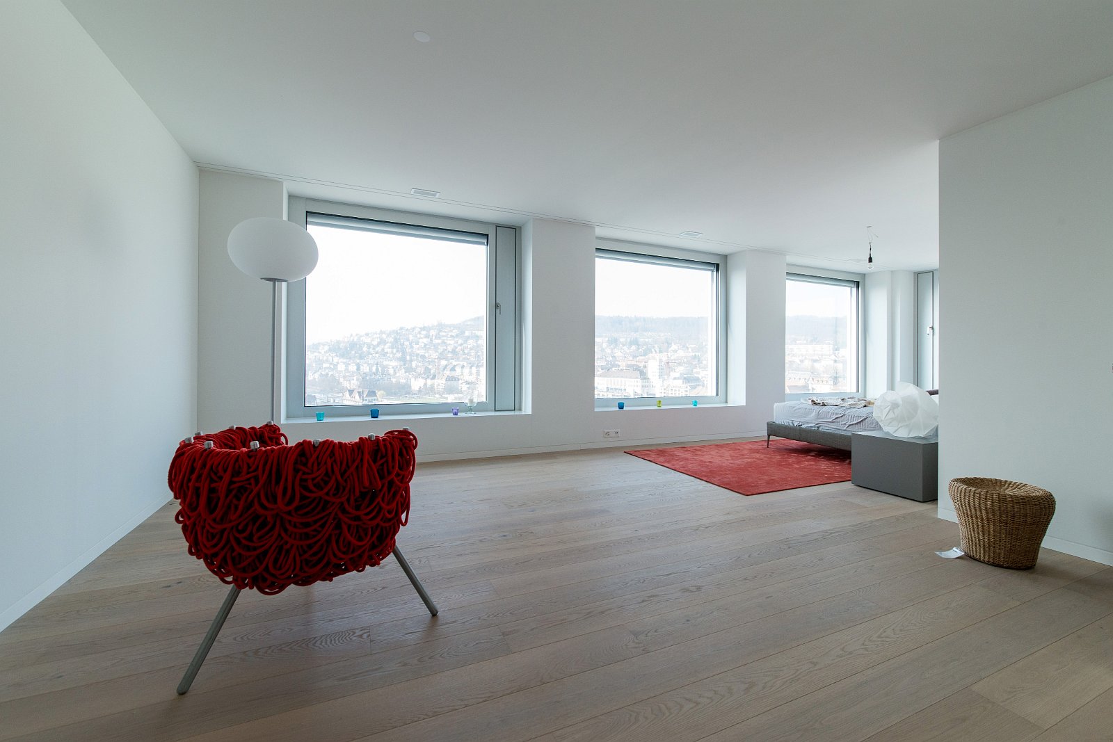 VSI.ASAI | Rundgang im Löwenbräu-Areal Zürich Rundgang und Führung im Löwenbräu-Areal Zürich. Führung durch Stephan Hürlemann, Partner Studio Hannes Wettstein AG und Volker Mencke, Projektleiter Gigon/Guyer Architekten.