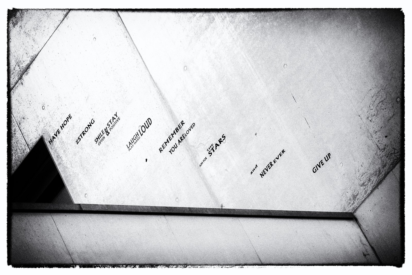 VSI.ASAI | Rundgang im Löwenbräu-Areal Zürich Rundgang und Führung im Löwenbräu-Areal Zürich. Führung durch Stephan Hürlemann, Partner Studio Hannes Wettstein AG und Volker Mencke, Projektleiter Gigon/Guyer Architekten.