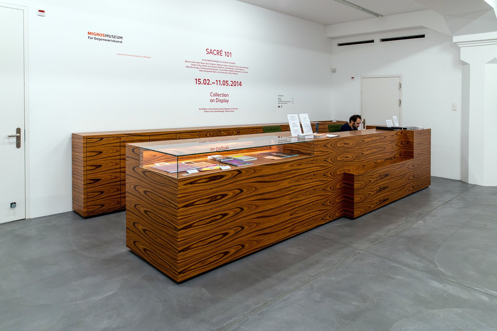 VSI.ASAI | Rundgang im Löwenbräu-Areal Zürich Rundgang und Führung im Löwenbräu-Areal Zürich. Führung durch Stephan Hürlemann, Partner Studio Hannes Wettstein AG und Volker Mencke, Projektleiter Gigon/Guyer Architekten.