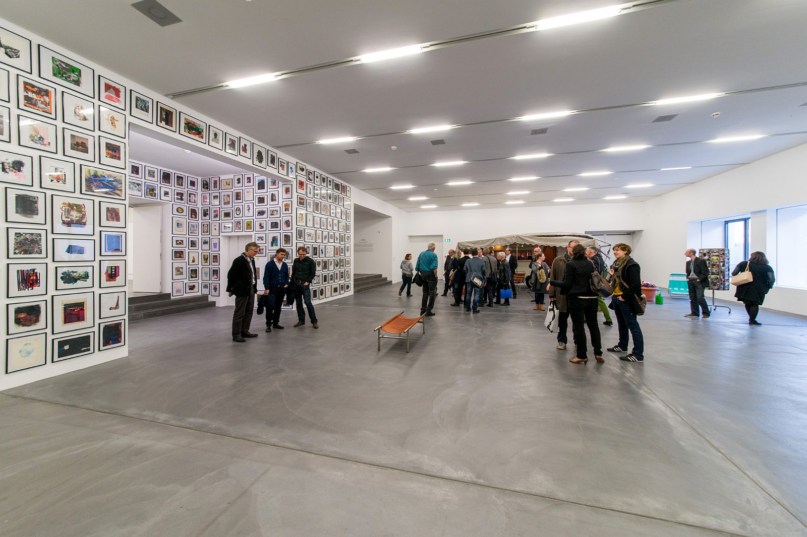 VSI.ASAI | Rundgang im Löwenbräu-Areal Zürich Rundgang und Führung im Löwenbräu-Areal Zürich. Führung durch Stephan Hürlemann, Partner Studio Hannes Wettstein AG und Volker Mencke, Projektleiter Gigon/Guyer Architekten.