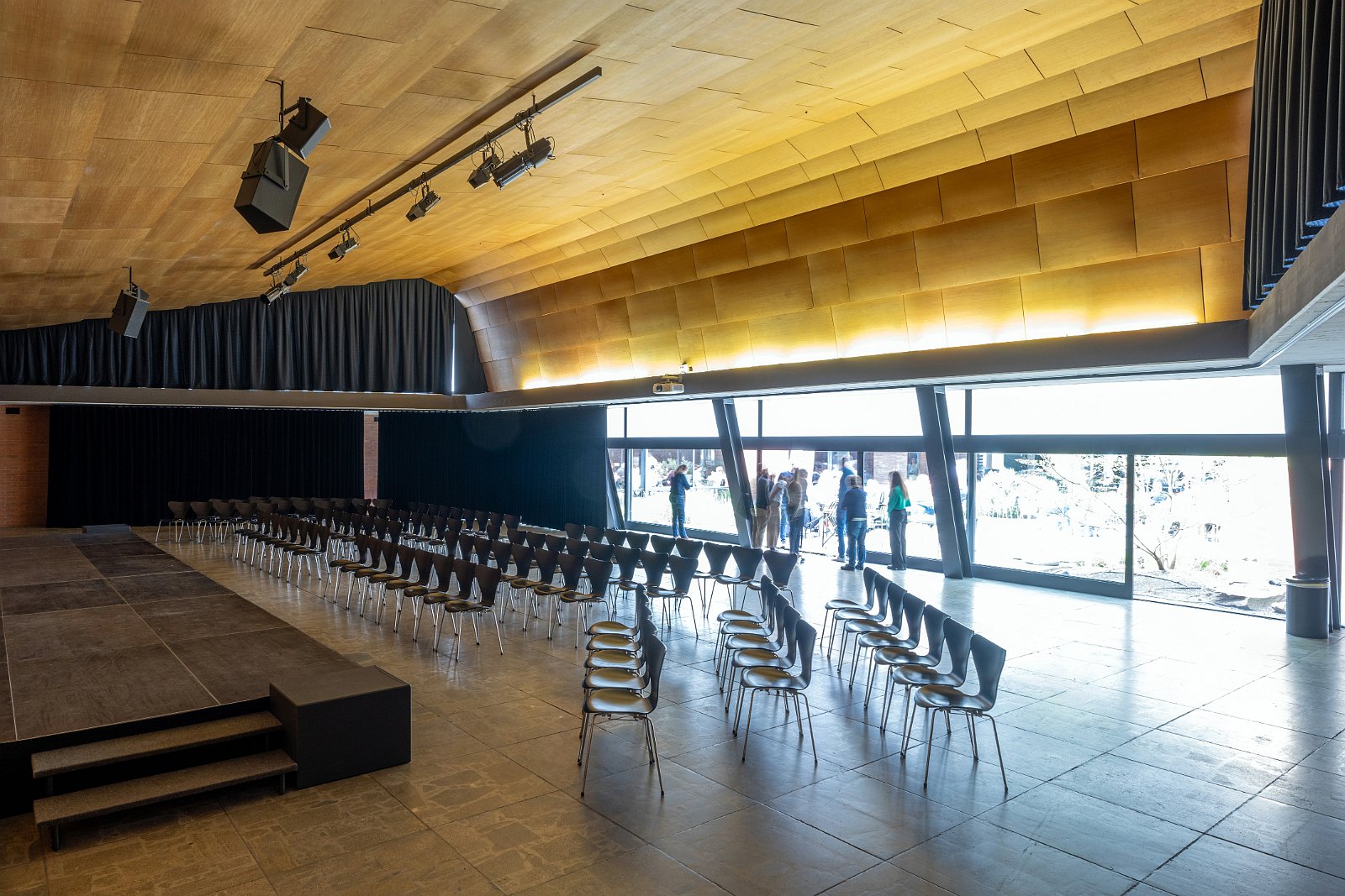 VSI.ASAI Regionalversammlung Deutschschweiz in Biel, Bienne Das Farel Haus von Architekt Max Schlup in Biel