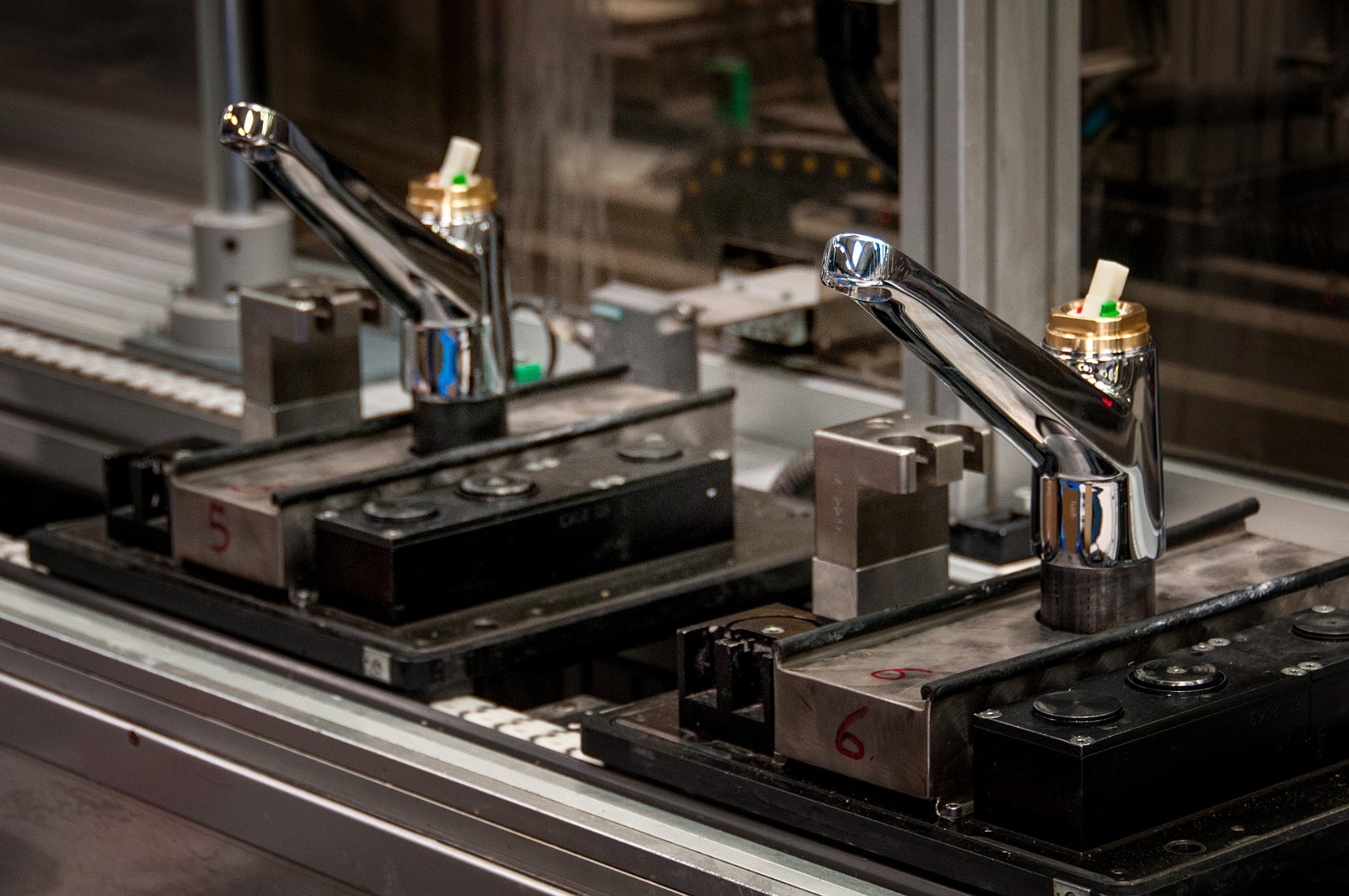 Laufen | Produktion Similor Armaturen 