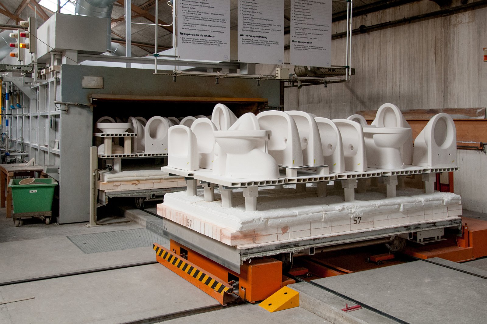 Laufen | Keramik Produktion in Laufen 