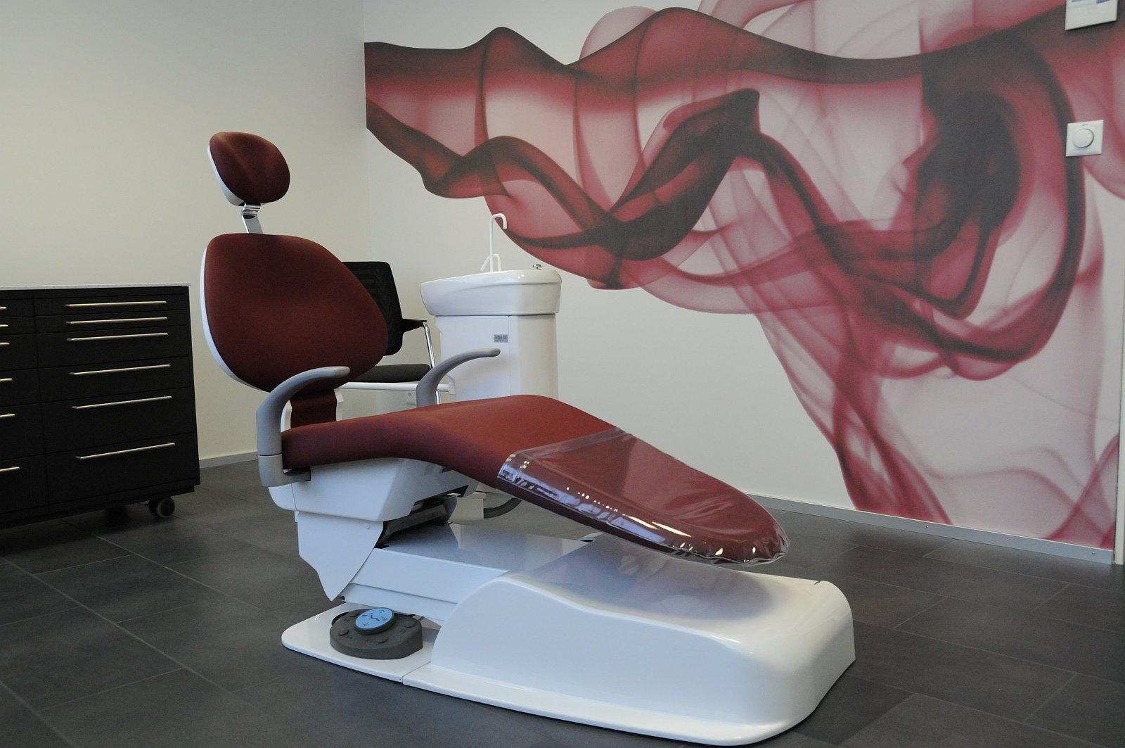 Praxis Dr. Robertson Arlesheim Arztpraxis für Gesichts- und Kieferchirurgie Dr. med. & Med. dent. A. Robertson